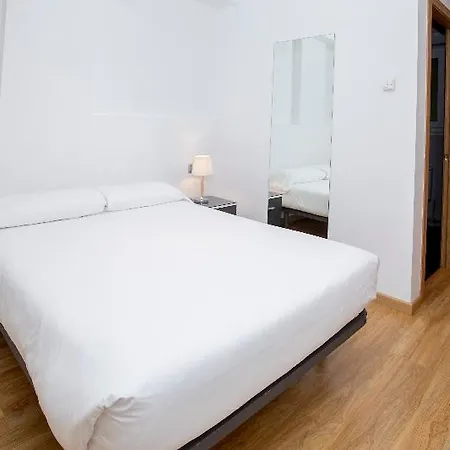 The At Ribasol Apartament *