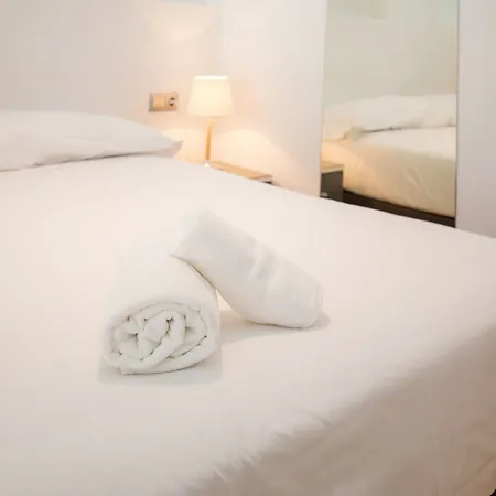 The At Ribasol Apartament *